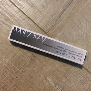Mary Kay tinted Lip balm with Spf 15